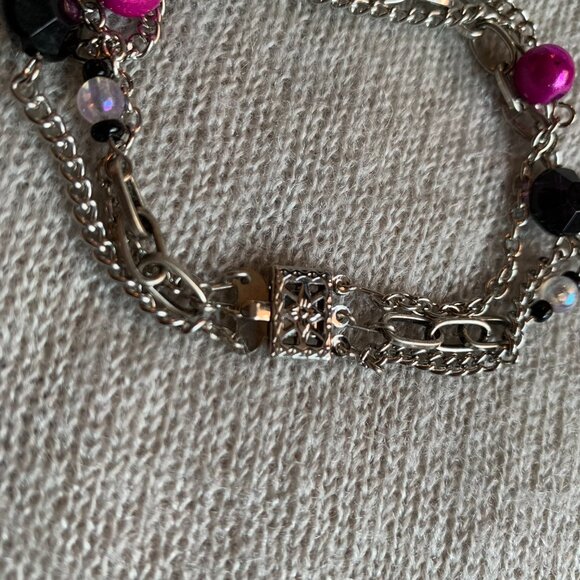 Creation - Recycle fabric Pompom bracelet beads chains Purple black - Picture 2 of 7